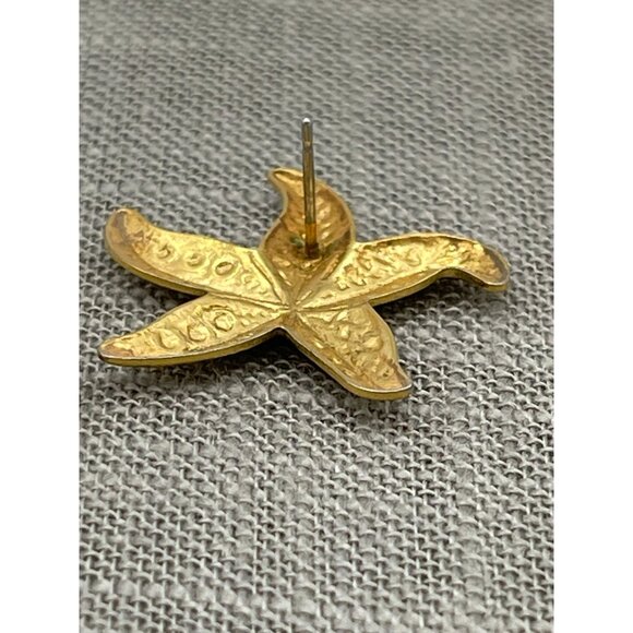Starfish Pierced Earrings Gold Tone 1.25" Textured Lightweight Stud Post - Picture 7 of 10